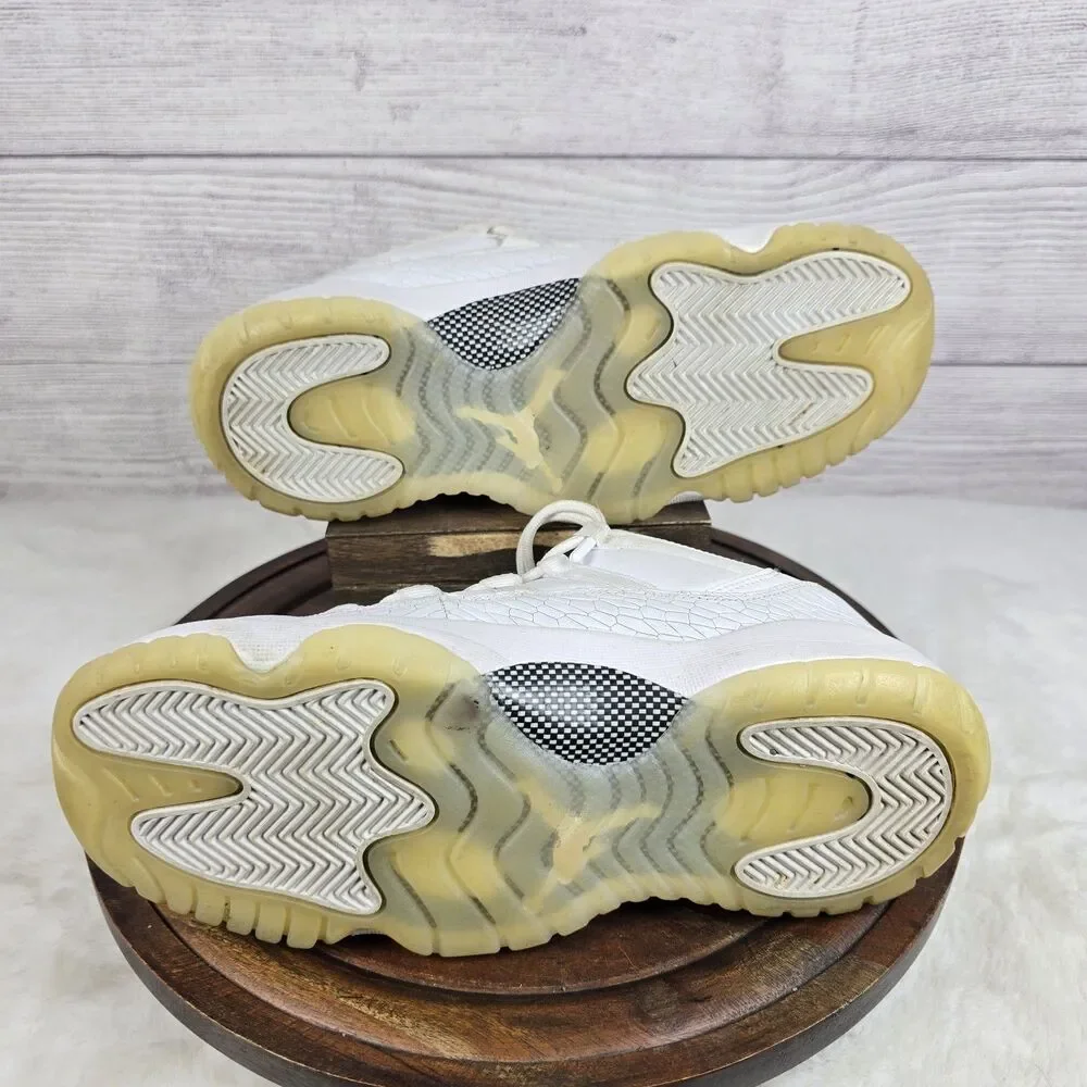 Jordan 11 Retro Low Heiress Pure Platinum Shoe Youth Size 7Y 897331-100 Sneaker